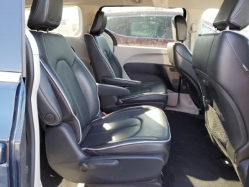 Chrysler Pacifica II 2022 Chrysler Pacifica Hybrid Limited 2022 3.6l 3.6 Hybryda 260KM, zdjęcie 10