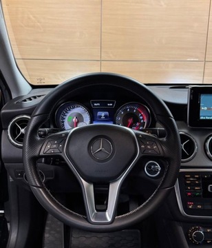 Mercedes GLA I Off-roader 2.0 250 211KM 2014 Mercedes-Benz GLA Pelna oferta na R-CARS.pl 2.0 Benzyna 211KM, zdjęcie 16