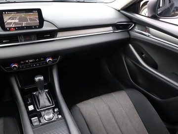 Mazda 6 III Sport Kombi Facelifting 2018 2.0 Skyactiv-G 145KM 2021 Mazda 6 2.0 Skyactiv-G, Salon Polska, Serwis ASO, zdjęcie 7