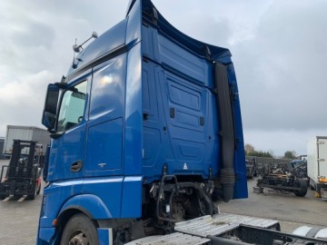 Кабина Mercedes-Benz Actros MP4 BigSpace L