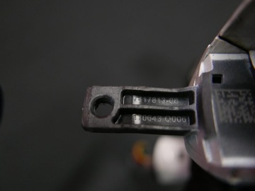 BMW G30 G31 G32 M5 РУЧКА ДВЕРИ ЗАДНЯЯ ЛЕВАЯ 7417813