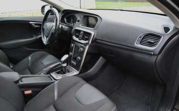 Volvo V40 II Cross Country D2 115KM 2013 Volvo V40 GWARANCJA, LIFT, Panorama, Nawigacja, City Safety, Ladnie utrzym, zdjęcie 6