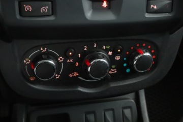 Dacia Duster I SUV Facelifting 1.6 SCe 114KM 2016 Dacia Duster 1.6 SCe, Salon Polska, 1. Właściciel, zdjęcie 15