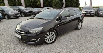 Opel Astra J Sports Tourer Facelifting 1.7 CDTI ECOTEC 130KM 2013 Opel Astra J 1.7 D 131kM Klima Temp LED Czujniki Grzana Kierownica Navi GW, zdjęcie 12