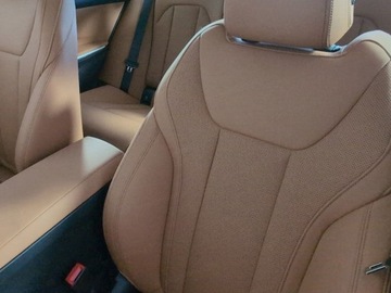 BMW Seria 3 G20-G21 Touring Facelifting 2.0 330i 245KM 2025 BMW Seria 3 Touring 330i xDrive Sport Combi 2.0 (245KM) 2025, zdjęcie 2