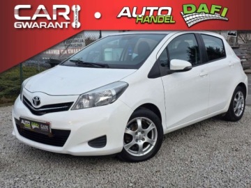 Toyota Yaris III Hatchback 5d Facelifting 1.0 VVT-i 69KM 2014 Toyota Yaris 1.0 69Ps 5Drz Biala Klimatyzacja Elektryka Alu Piekna Gwaranc
