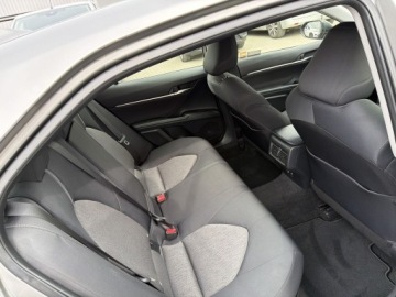 Toyota Camry IX Sedan 2.5 Hybrid Dynamic Force 218KM 2022 Toyota Camry 2.5 Hybrid Comfort CVT 2.5 Hybrid Com, zdjęcie 10