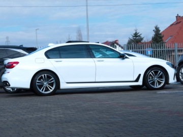 BMW Seria 7 G11-G12 Sedan 750i 450KM 2018 BMW 750LXi M-Pakiet Wentyle Dociąg AMasaż HUD Solar Wydech M 4xKlima Alpine, zdjęcie 29