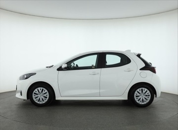 Toyota Yaris IV Hatchback 1.5 Hybrid Dynamic Force 116KM 2022 Toyota Yaris 1.5 VVT-i Hybrid, Salon Polska, zdjęcie 2