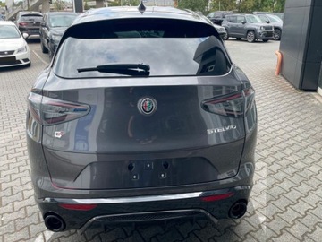 Alfa Romeo Stelvio SUV Facelifting 2023 2.0 GME Turbo 280KM 2025 ALFA ROMEO Stelvio Veloce 2.0 Turbo Q4 aut 280KM, zdjęcie 2