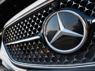 Mercedes Klasa E W214 Sedan 2.0 220d 197KM 2025 E Klasa 220 d 4-Matic AMG 2.0 (197KM) 2025, zdjęcie 14