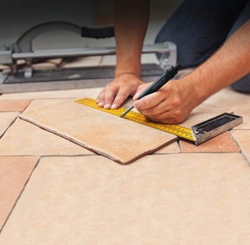 Строительный карандаш с маркером LYRA + 2 графитовых стержня.