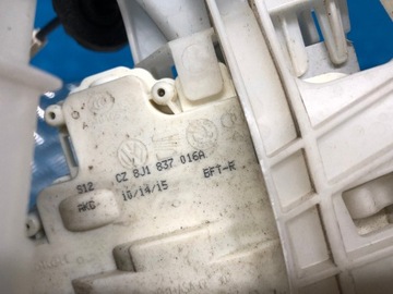 PORSCHE CAYENNE II 7P ZÁMEK PRAVÝ PŘEDNÍ DVEŘE