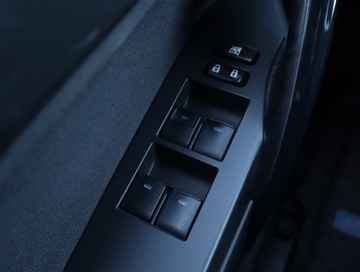 Toyota Auris II Touring Sports Facelifting 1.6 D-4D 112KM 2016 Toyota Auris 1.6 D-4D, Navi, Klima, Klimatronic, zdjęcie 14