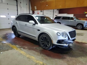 Bentley Bentayga 2018 Bentley Bentayga 2018 6.0 Benzyna 600KM, zdjęcie 4