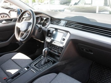 Volkswagen Passat B8 Variant Facelifting 2.0 TDI SCR 150KM 2022 Volkswagen Passat DW2UR37#2.0 TDI Business DSG, zdjęcie 28