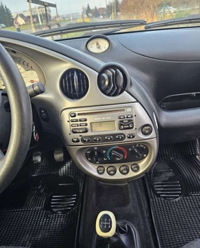Ford Ka II Hatchback 3d 1.3 i 70KM 2002 Ford KA Ford KA 1.3 1.3 Benzyna 70KM, zdjęcie 14