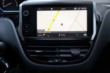 Peugeot 2008 I SUV Facelifting 1.2 PureTech 110KM 2017 Peugeot 2008 1.2 PureTech, Salon Polska, zdjęcie 17