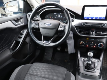 Ford Focus IV Kombi 1.0 EcoBoost 125KM 2020 Ford Focus 1.0 EcoBoost, Salon Polska, Serwis ASO, zdjęcie 6
