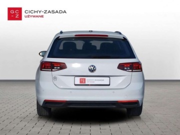 Volkswagen Passat B8 Variant Facelifting 2.0 TDI 190KM 2020 Volkswagen Passat 2.0 TDI 190KM Business DSG Kamera Virtual Android, zdjęcie 3