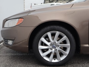 Volvo V70 III Kombi Facelifting 2.0 D4 DRIVE-E 181KM 2014 Volvo V70 D4, 178 KM, Skóra, Navi, Klima, zdjęcie 14