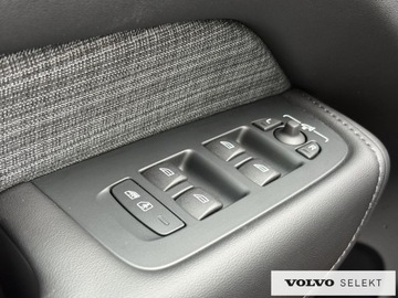 Volvo XC60 II Crossover Plug-In Facelifting 2.0 T6 350KM 2023 Volvo XC 60 T6 Plug-In Hybrid | AWD | Core | FV23%, zdjęcie 28