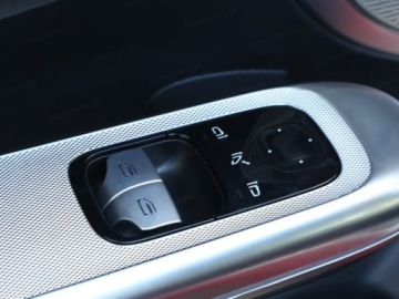 Mercedes CLE Coupe AMG 3.0 53  449KM 2026 MERCEDES-BENZ CLE AMG 53 4-Matic+ Coupe 3.0 (449KM) 2026, zdjęcie 11