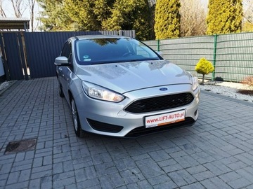 Ford Focus III Kombi Facelifting 1.6 TDCi 95KM 2016 Ford Focus 1.6 TDCI SALON PL FV 23% 1-Wł LIFT, zdjęcie 2