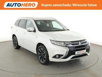Mitsubishi Outlander III SUV PHEV Facelifting 2017 2.0 203KM 2017 Mitsubishi Outlander PHEV 4x4 automat skóra el., zdjęcie 9