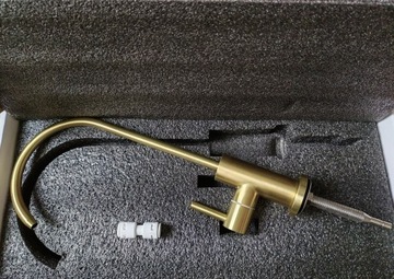 Аккумулятор для издаваного крана для золотого фильтра - золотой коврик