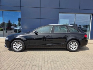 Audi A4 B8 Avant Facelifting 2.0 TDI 143KM 2012 Audi A4 Avant Quattro 2.0 Diesel 143KM, zdjęcie 2