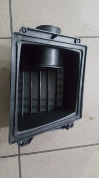 Корпус воздушного фильтра дизельного двигателя Fiesta MK7