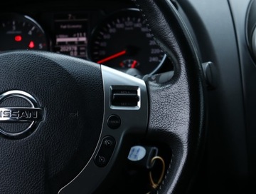 Nissan Qashqai I Crossover Facelifting  1.6 dCi 130KM 2013 Nissan Qashqai 1.6 dCi, Salon Polska, zdjęcie 18