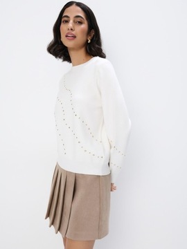 BIAŁY PROSTY SWETER Z WISKOZĄ OZDOBNE ELEMENTY DŻETY DŁUGI RĘKAW MOHITO XS
