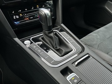 Volkswagen Passat B8 Variant Facelifting 2.0 TDI SCR 200KM 2022 Volkswagen Passat 2.0TDI 200KM 4Motion Elegance DS, zdjęcie 19