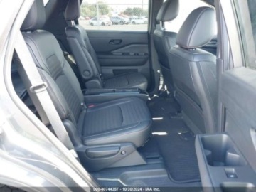 Nissan Pathfinder III 2023 Nissan Pathfinder Rock Creek, 2023r., 4x4, 3.5L 3.5 Benzyna 295KM, zdjęcie 9