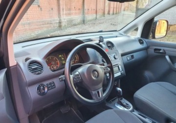 Volkswagen Caddy III Kombi Facelifting 1.6 TDI 102KM 2015 Volkswagen Caddy MAXI DSG GetHelp 1.6 Diesel 102KM, zdjęcie 11