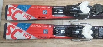 Лыжи ATOMIC SC 149 см. Крепления ATOMIC.