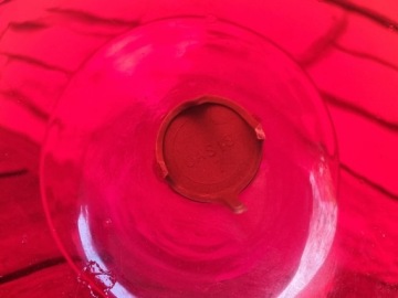 Ваза кубок чашка красная декоративная ваза