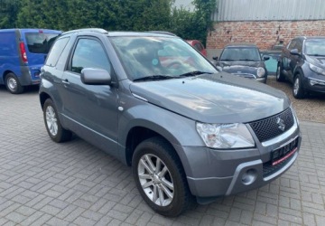 Suzuki Grand Vitara II 2009 Suzuki Grand Vitara SUZUKI GRAND VITARA 3 DRZWI 1.9 Diesel 129KM, zdjęcie 2
