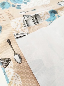 РАСКРАСНАЯ СКАТЕРТЬ НА ФНЕТКАНЕ, ТОЛЩИНА 100Х140