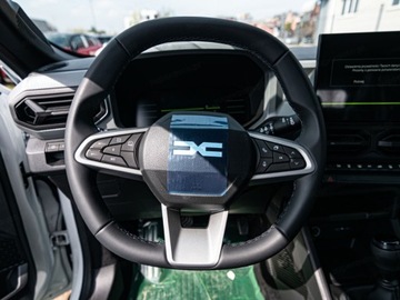 Dacia Bigster 1.2 TCe 140KM 2025 DACIA Bigster Essential LPG 1.2 TCe mHEV 140KM, zdjęcie 8