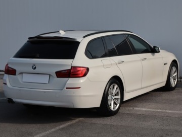 BMW Seria 5 F10-F11 Touring 525d 218KM 2011 BMW 5 525d xDrive, 214 KM, 4X4, Automat, Skóra, zdjęcie 4