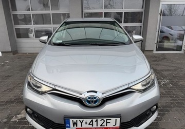 Toyota Auris II 2015 Toyota Auris Comfort, Premium, salon Polska 1.8 Hybryda 99KM, zdjęcie 1
