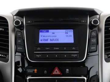 Hyundai i30 II Hatchback 5d 1.4 MPI 100KM 2015 Hyundai i30 LIFT 1.4i 6MT Benzyna Klimatyzacja, zdjęcie 22