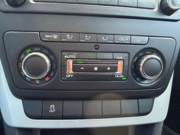 Skoda Yeti Minivan 1.4 TSI 122KM 2013 Škoda Yeti Skoda Yeti klimatronic, gwarancja,, zdjęcie 9