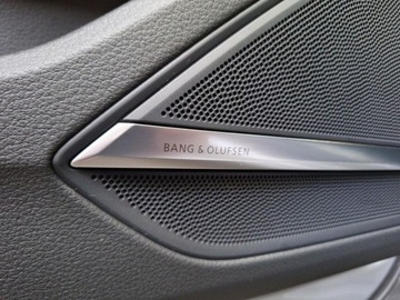 Audi A8 D5 Sedan Facelifting 3.0 55 TFSI 340KM 2022 Audi A8 Head Up, Hak, Domykanie, Bang, Kamery 360, Night Vision, 3.0 340KM, zdjęcie 20