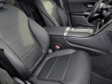 Mercedes GLC C254/X254 Coupe 2.0 200 204KM 2025 GLC Coupe 200 4-Matic Avantgarde 2.0 (204KM) 2025, zdjęcie 3