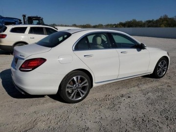 Mercedes Klasa C W206 2021 Mercedes-Benz Klasa C 2021r., 4Matic, od ubezpieczalni 2.0 Benzyna 255KM, zdjęcie 4
