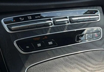 Mercedes Klasa E W213 2021 Mercedes-Benz Klasa E Plug-In Polift Automat Kamera Ambiente Navi Vi, zdjęcie 25